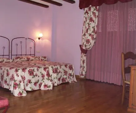 Hotel Puerta 3*