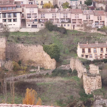 Hotel Puerta Sepúlveda