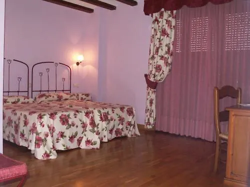 Hotel Puerta 3*
