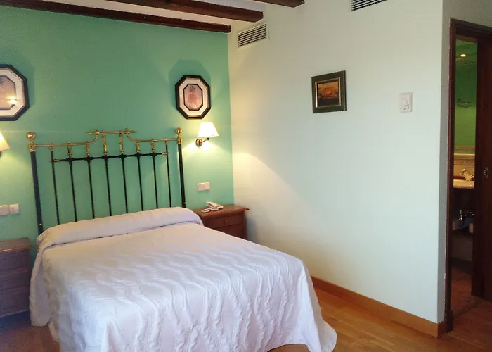 Hotel Puerta Sepúlveda